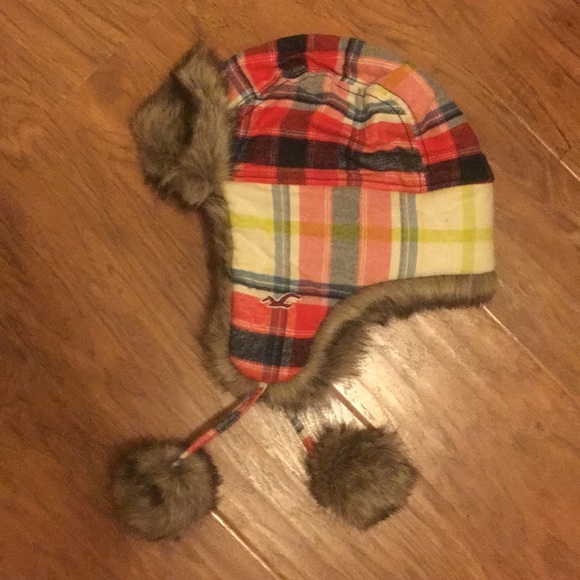 Hollister Accessories - Hollister Plaid Faux Fur Hat